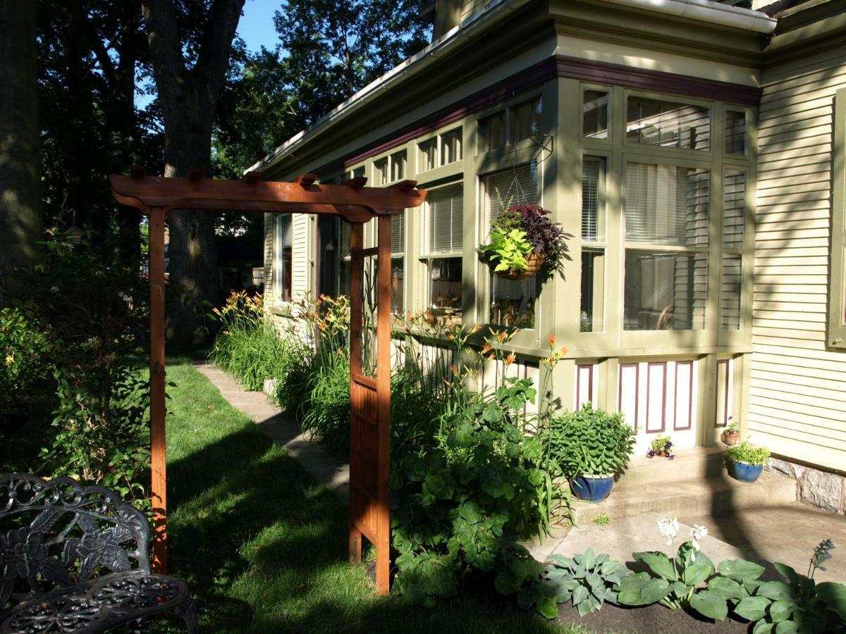 Manheim Manor Bed & Breakfast Buitenkant foto