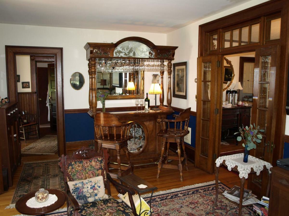 Manheim Manor Bed & Breakfast Buitenkant foto