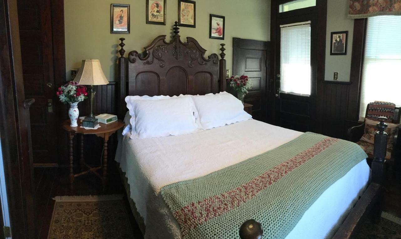 Manheim Manor Bed & Breakfast Buitenkant foto